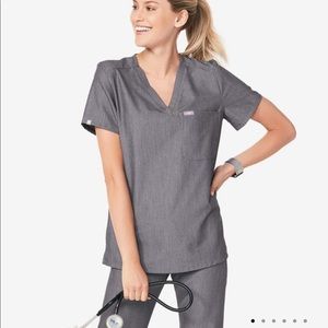 Figs one-pocket scrub top